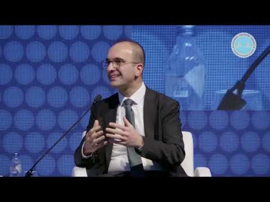 Türkiye Kalkınma ve Yatırım Bankası Sektörel Araştırmalar Bşk Kıdemli Başkan Yardımcısı Erdem Sezer