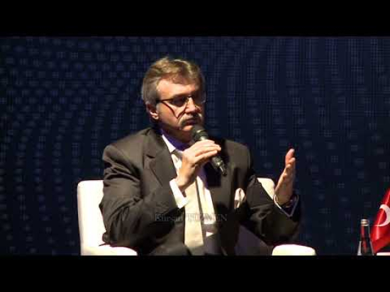 3. İstanbul Ekonomi Zirvesi Kürşad Tüzmen